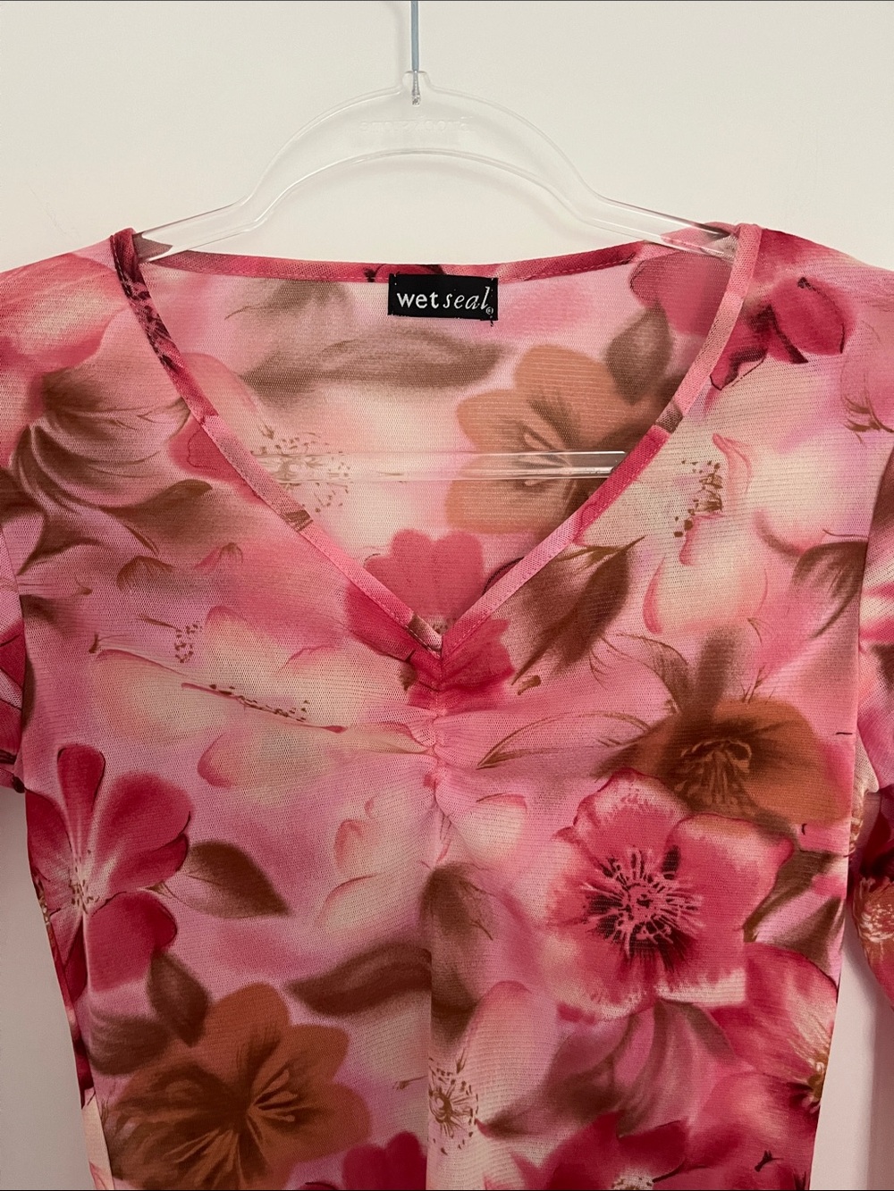Wet Seal Pink Floral V-Neck Bell Sleeve Top - Picture 3 of 11